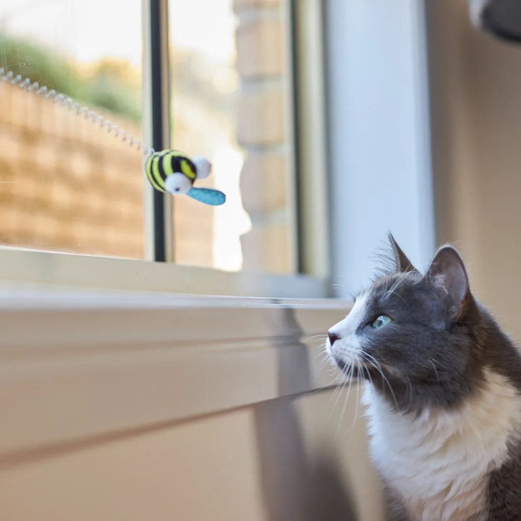 Kazoo Bouncy Bee Cat Toy