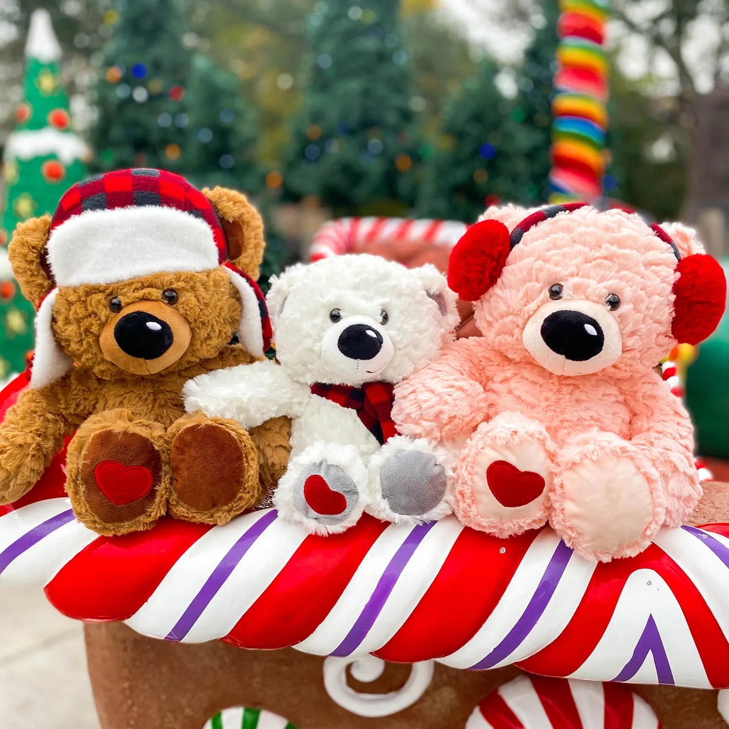 Six Flags Friends Holiday Bear with Hat